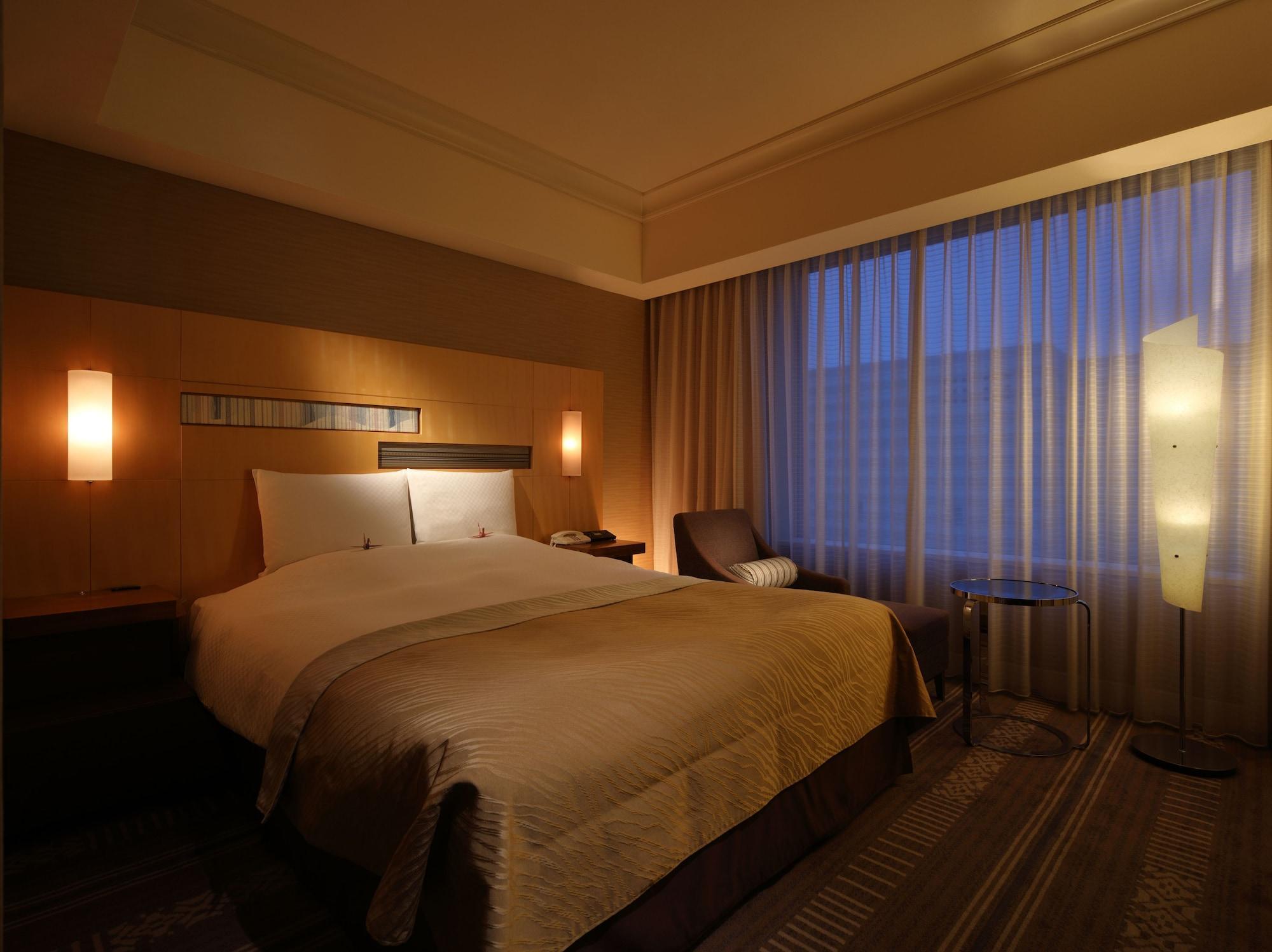 Hotel Okura Fukuoka Fukuoka  Bagian luar foto A room at the hotel