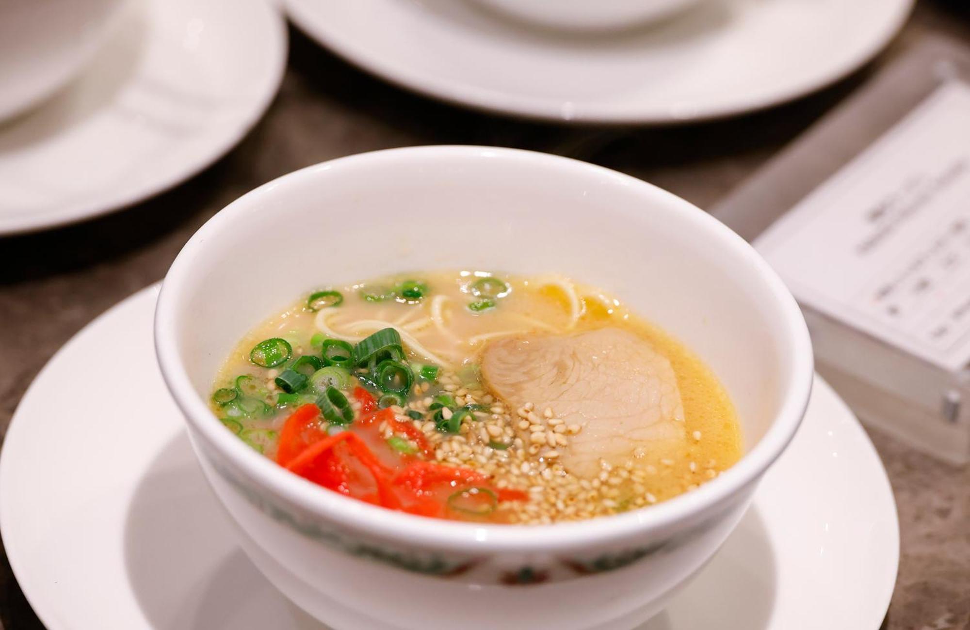 Hotel Okura Fukuoka Fukuoka  Bagian luar foto A bowl of egg soup