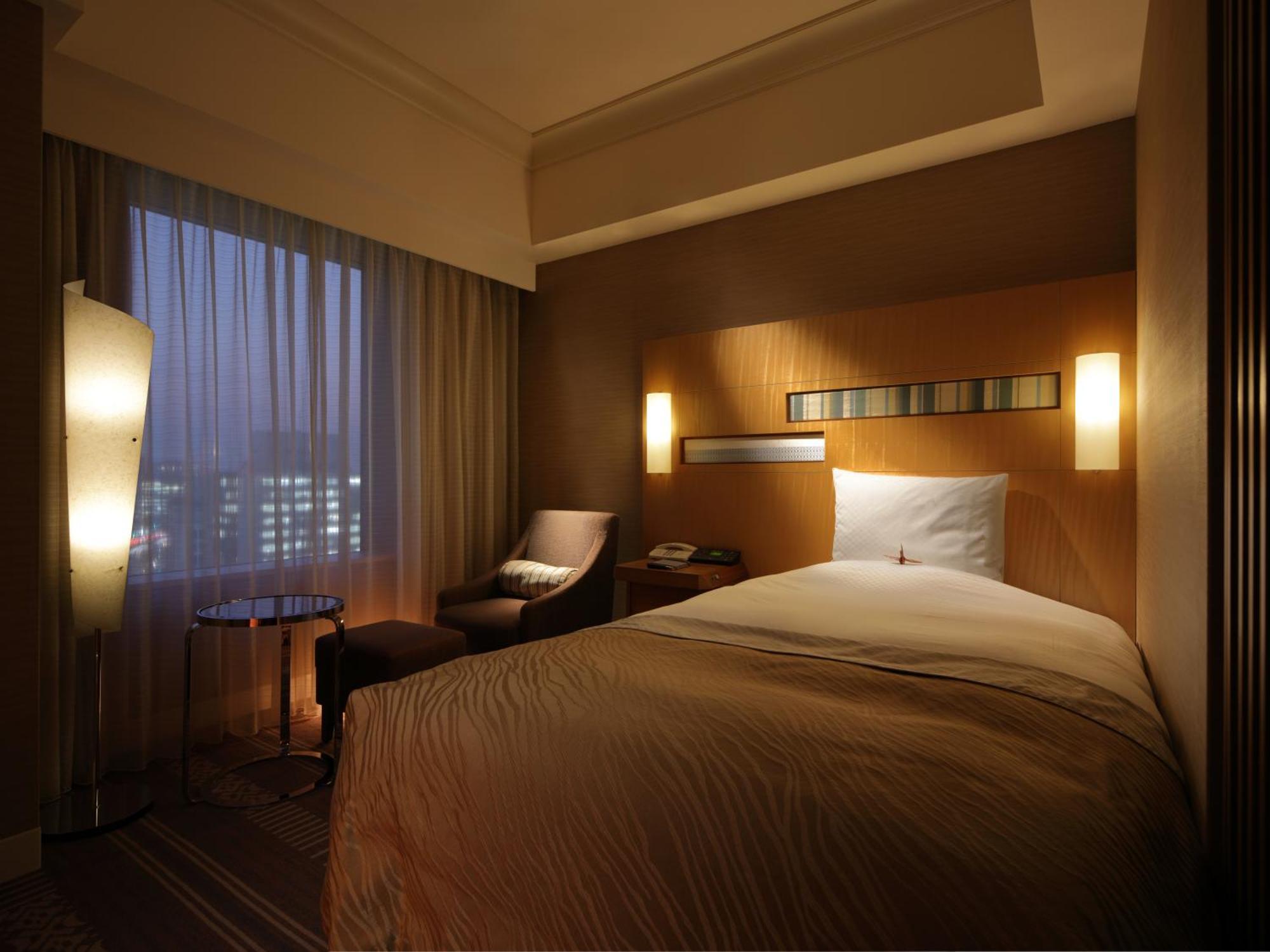 Hotel Okura Fukuoka Fukuoka  Bagian luar foto A room at the hotel